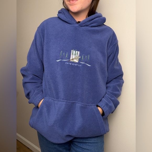 city scape Other - Vintage Cape Brenton Canadian cityscape embroidered fleece hoodie size L/XL